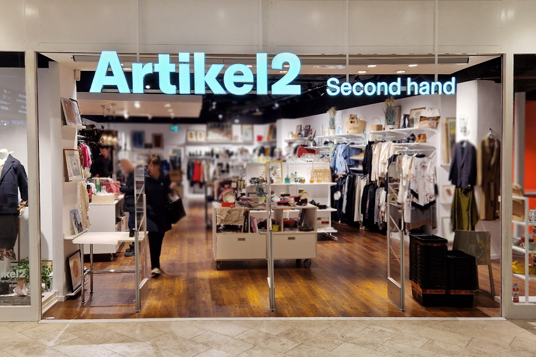 Artikel2 Second hand Farsta Entré Framifrån