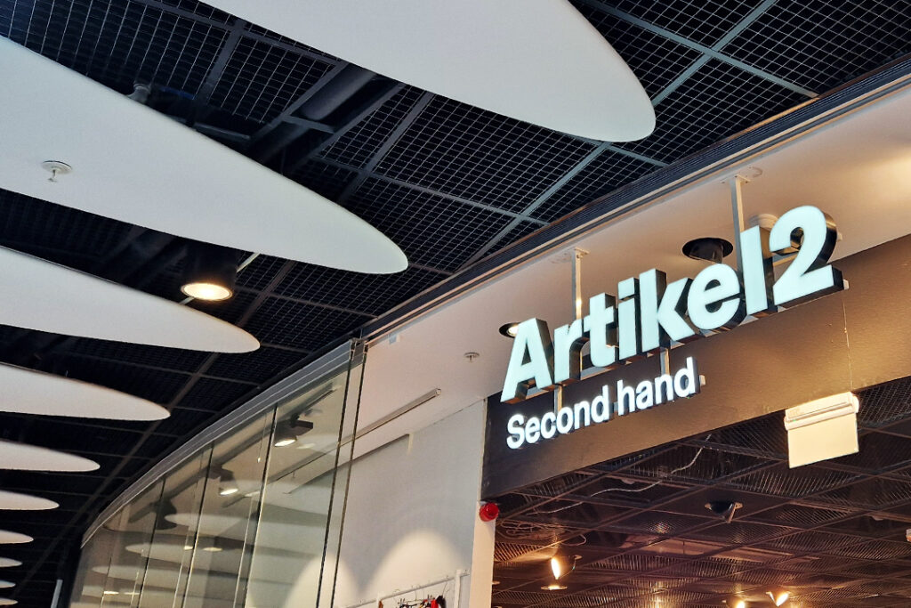 Artikel2 Second hand Liljeholmen Entréskylt